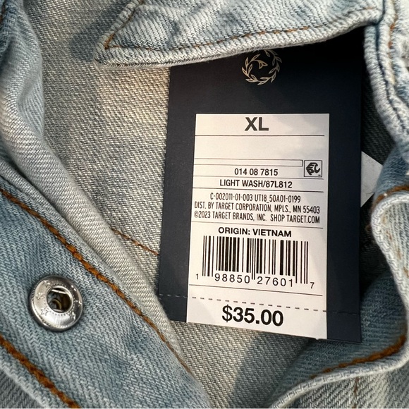 NWT Universal Thread Long Sleeve Denim Jean Jacket- Light Wash XL - Picture 3 of 5